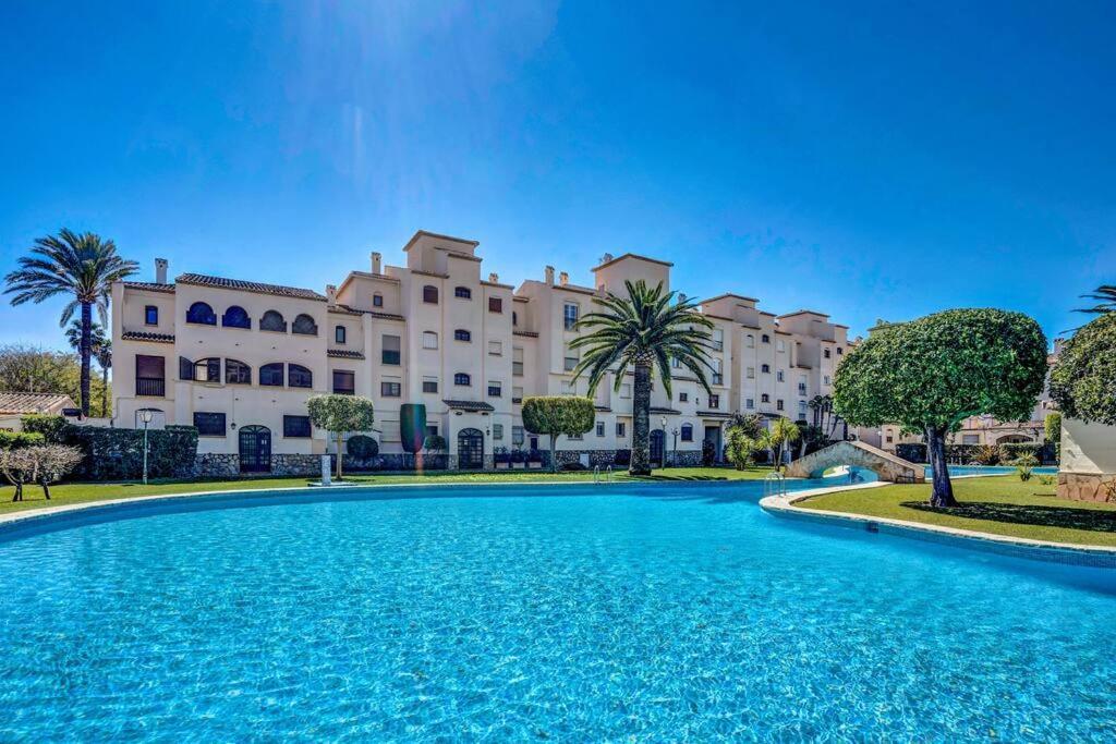 Villa La Isla Casa Barnaby Platja de Larenal Exterior foto